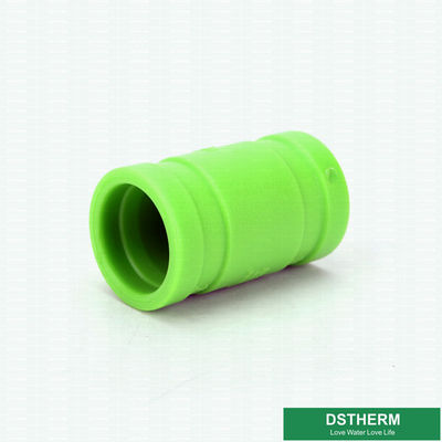 Tamanho plástico oco verde da tubulação de água técnicas de carcaça do acoplador dos encaixes de tubulação de 20-160 milímetros PPR