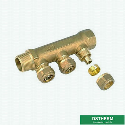 Duas maneiras a seis distribuidores de bronze dos separadores de água das maneiras para a tubulação de Pex com encaixes da compressão para o fornecimento da água quente
