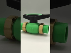 Instalações expostas de válvulas de esferas duplas revestidas com plástico PPR Matérias-primas importadas